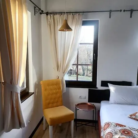 The Legends , Art & Forest וילה