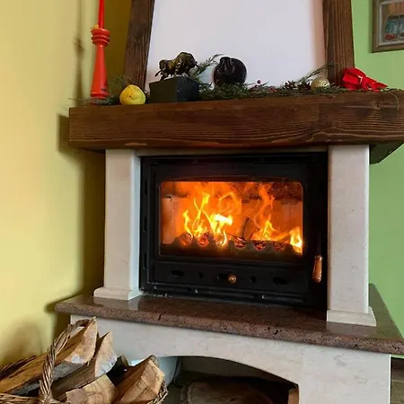 וילה The Legends , Art & Forest גברובו