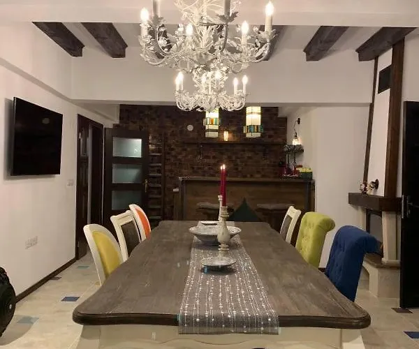 The Legends , Art & Forest فيلة غابروفو