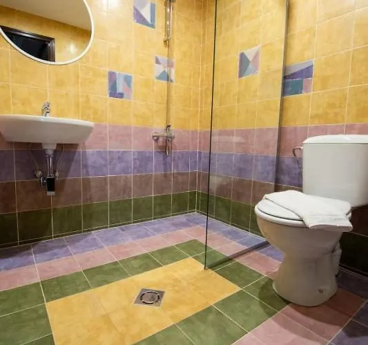 The Legends , Art & Forest غابروفو