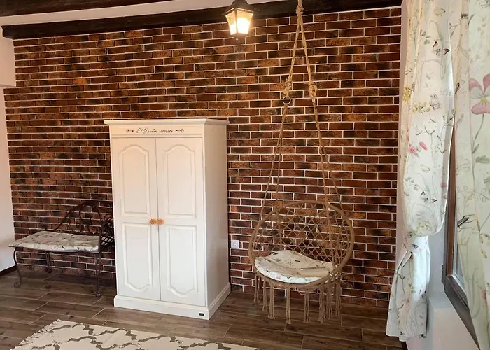 The Legends , Art & Forest غابروفو