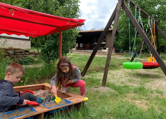 The Legends , Art & Forest غابروفو